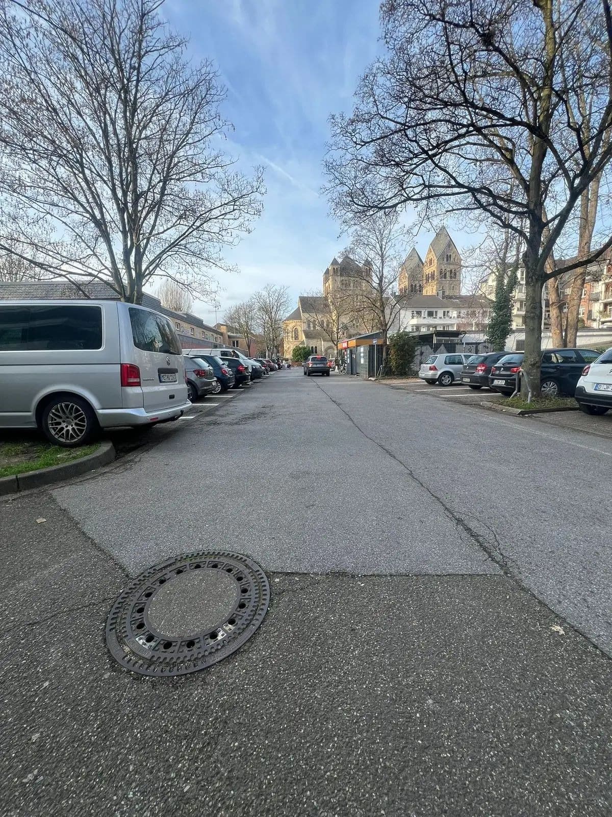 REWE Parkplatz Oberkassel